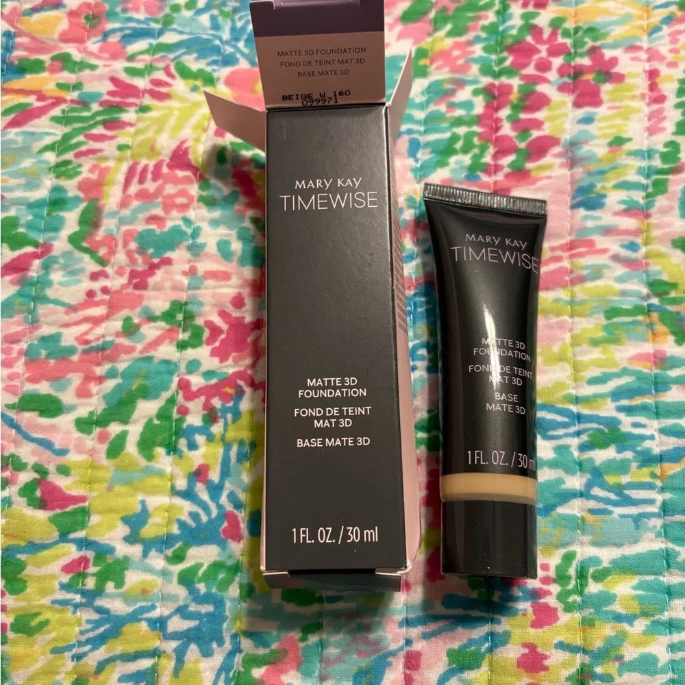 Mary Kay TimeWise Matte 3D Foundation - Beige W160